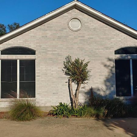 Relax And Unwind Villa Bryan Exterior photo